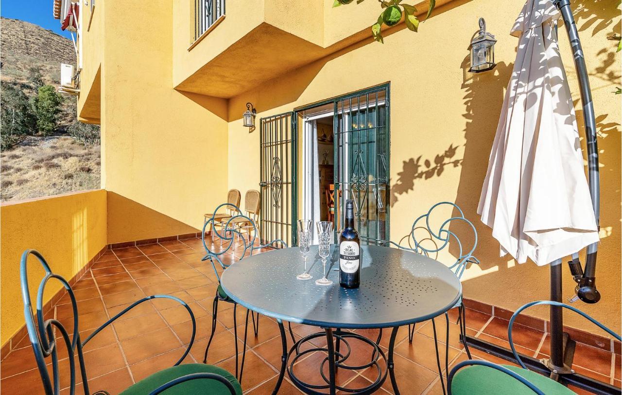 Awesome home in Cenes de la Vega with Outdoor swimming pool, WiFi&3 Bedrooms Buitenkant foto