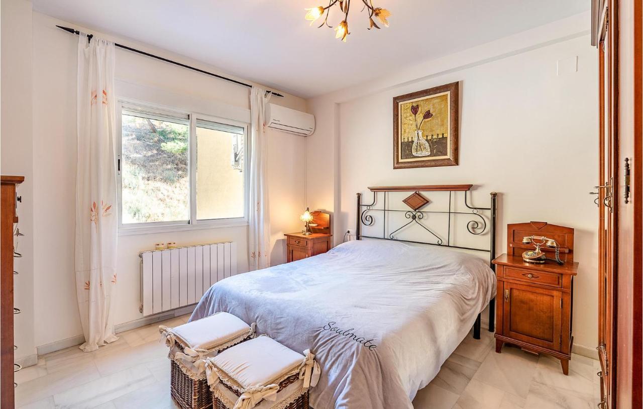 Awesome home in Cenes de la Vega with Outdoor swimming pool, WiFi&3 Bedrooms Buitenkant foto